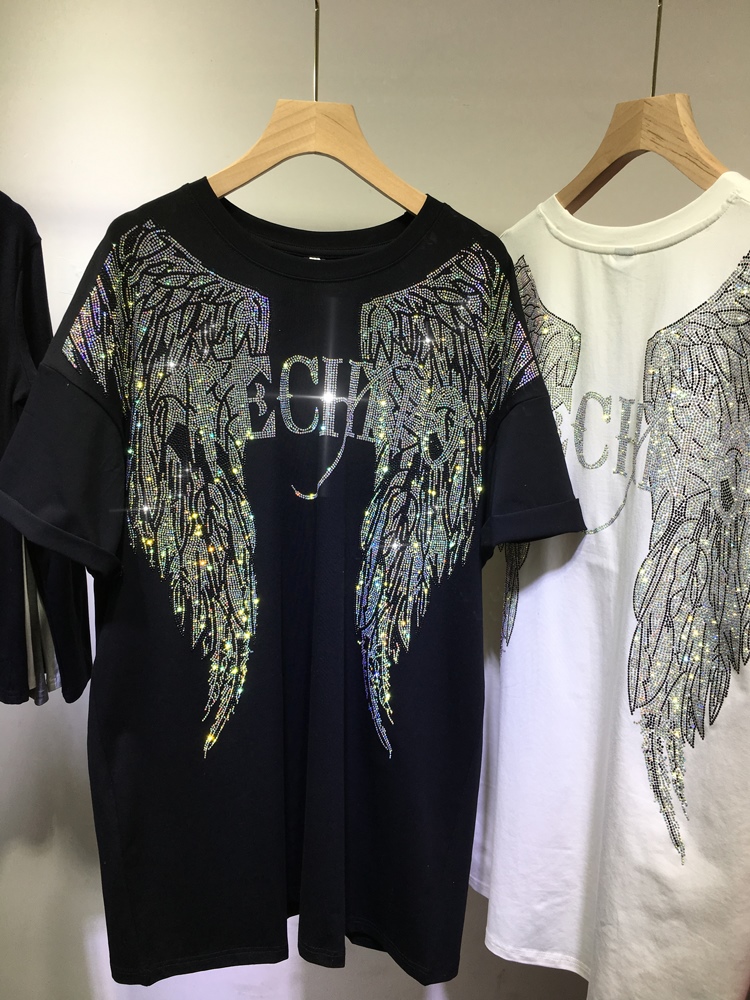 L-4XL Oversize Rhinestone Ange - Streetwear Brand Clothing review and price