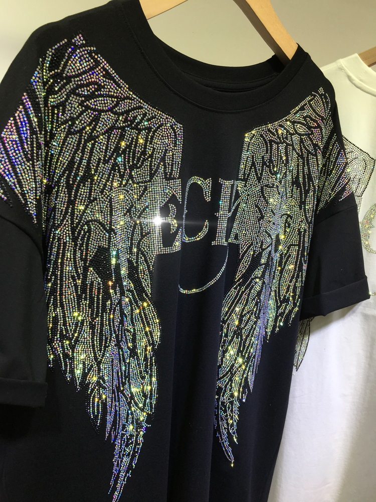 L-4XL Oversize Rhinestone Ange - Streetwear Brand Clothing review and price